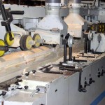 Фото: Какое нужно оборудование производства для профилированного бруса: пилорамы, станки, чашкорезы